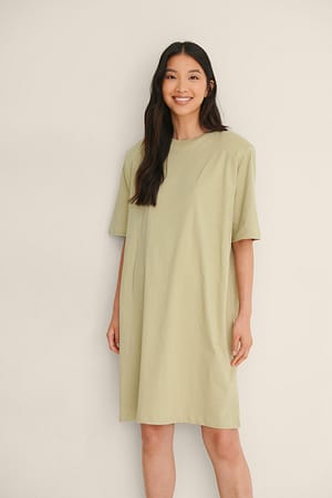 Light Green Robe t-shirt à épaulettes bio