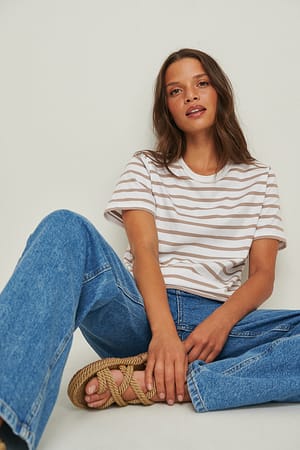 White/Beige Recht cropped T-shirt met strepen van biologisch katoen