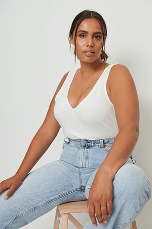 Offwhite Organic V-Neck Rib Top