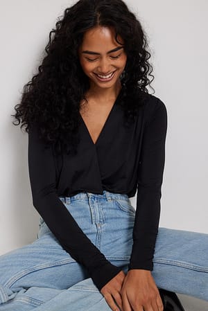 Black Overlap V-Neck Body