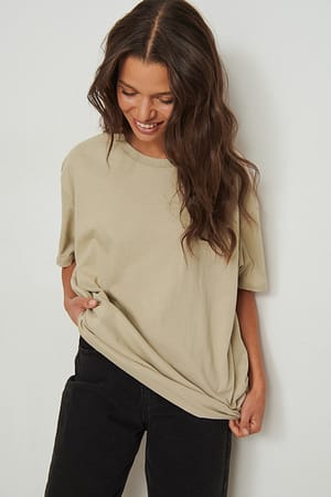 Beige Oversized T-skjorte
