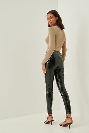 Image 3 of 4