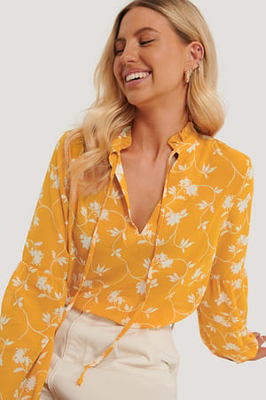 Yellow Blus
