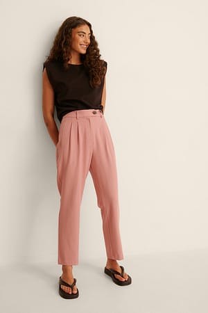 Coral Recycelte halblange Hose