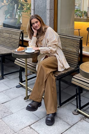 Camel Pantalon de costume recyclé à plis profonds taille haute