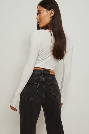 Image 2 of 4