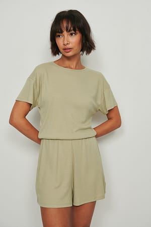 Image 4 of 4