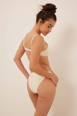 Image 2 of 4