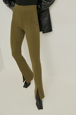 Image 3 of 4