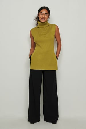 Image 3 of 5