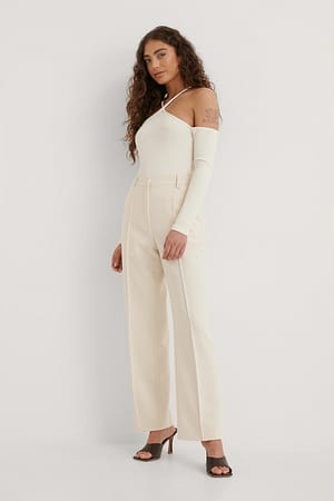 Offwhite Ribbed Neck Detail Top