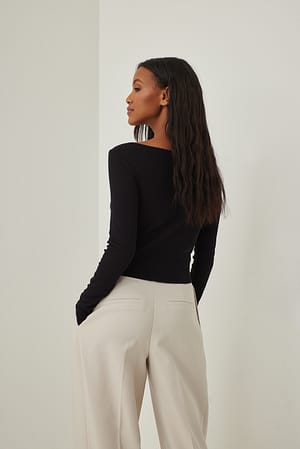 Bild 2 von 4
