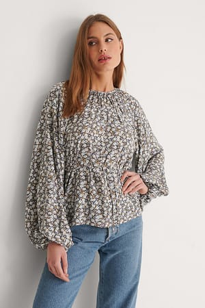 Blue Flower Print Round Neck Belted Flowy Top