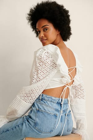 White Bluse Mit Anglaise-Rüschenärmeln