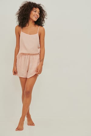 Dusty Light Pink Satijnen korte broek met detail
