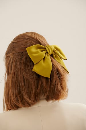 Olive Hårrosett I Satin
