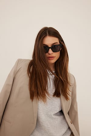 Black Sharp Edge Square Sunglasses