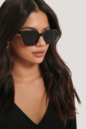 Black Sharp Edge Square Sunglasses