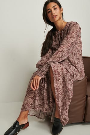 Nude Pink Floral Durchscheinendes Maxikleid