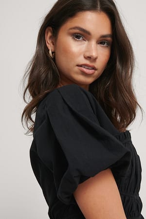 Black Short Sleeve Gathered Blouse