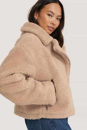 Beige Kort Jacka I Teddypäls