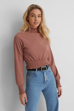 Dusty Dark Pink Crêpe Top Met Gesmokte Taille