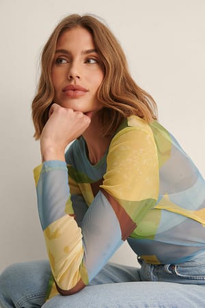 Yellow Print Gerecycleerd mesh top met kronkelende print
