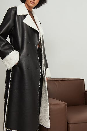 Black PU jas met teddy detail