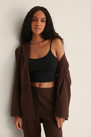 Black Thin Strap Cropped Basic Singlet