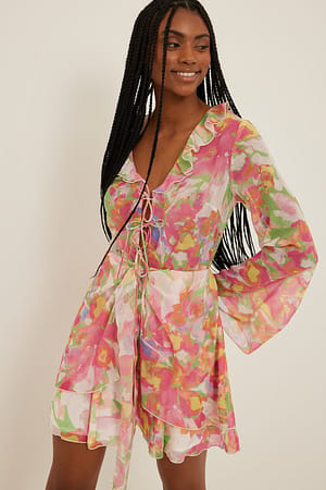 Camo Flower Minikleid mit Knoten vorne