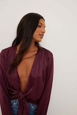 Dark Mauve Satijnen blouse met knoop aan de voorkant