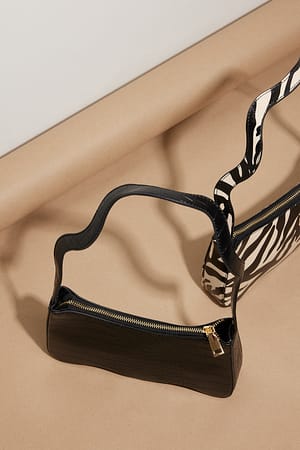 Black Wavy Strap Baguette Bag
