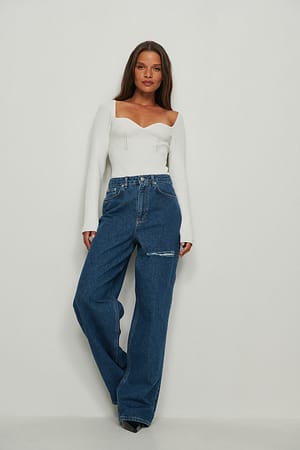 Mid Blue Organische weit geschnittene Jeans mit Detail am Oberschenkel