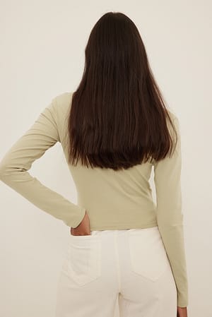 Image 2 of 4