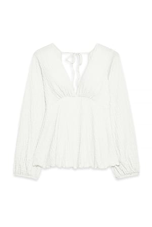 Offwhite Bluse med ballonærmer og åben ryg
