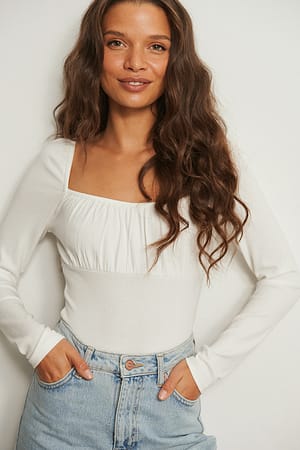 Gardenia Ruched Detail Long Sleeve Top