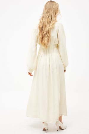 Image 3 of 7