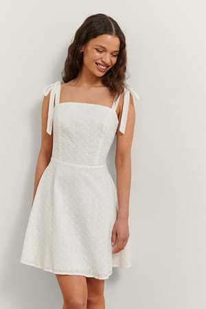 White Mini Robe Brodée