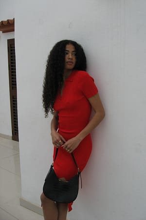Image 2 of 4