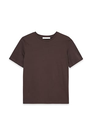 Dark Brown Camiseta de algodón con cuello redondo
