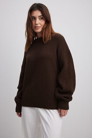 Image 2 of 6