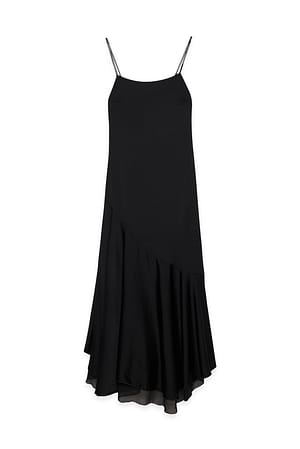 Black Asymmetrisk lagdelt underkjole i satin