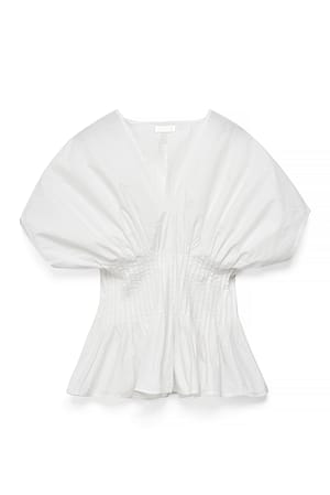 White Kortärmad blus med strykveck