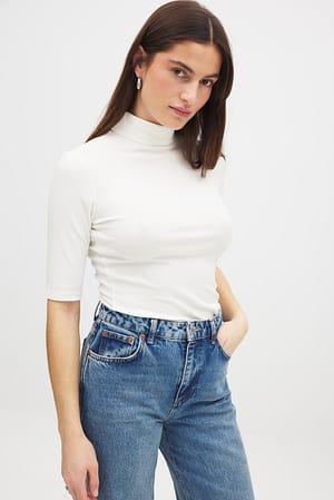 Offwhite Short Sleeve Rib Collar Top