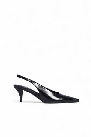 Black Zapatos de tacón fino con tira trasera