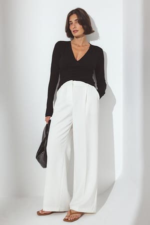 Image 2 of 6