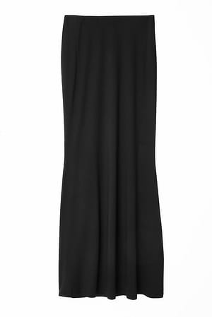 Black Soft Line maxinederdel