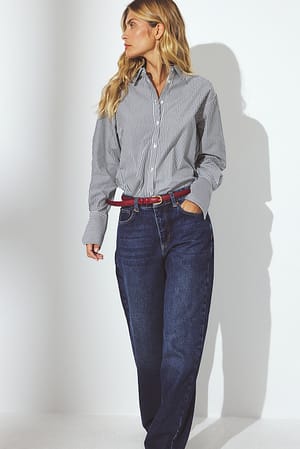Dark Blue Jeans med lige ben og miditalje