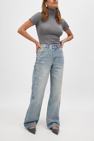 Light Blue Jeans med lige ben og miditalje