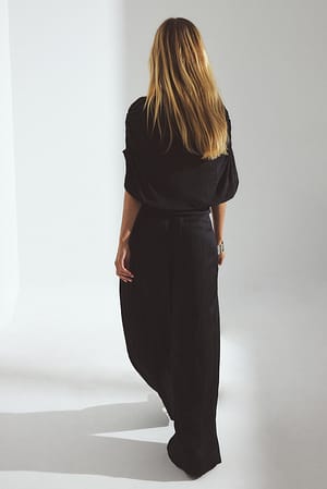 Image 2 of 6